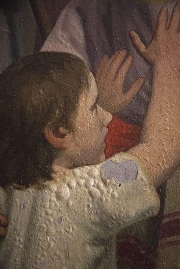 Herinrichting St. Urbanuskerk Bovenkerk - de zwaar beschadigde kruiswegstaties