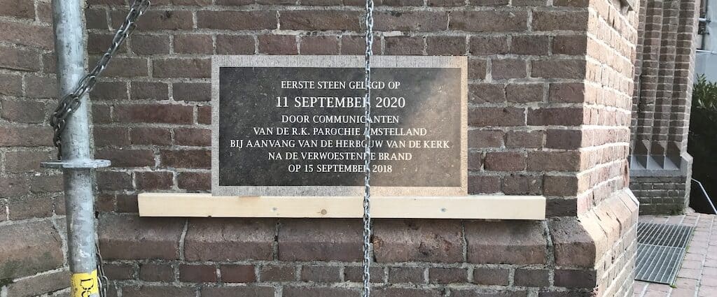 St. Urbanuskerk Bovenkerk - eerste steenlegging